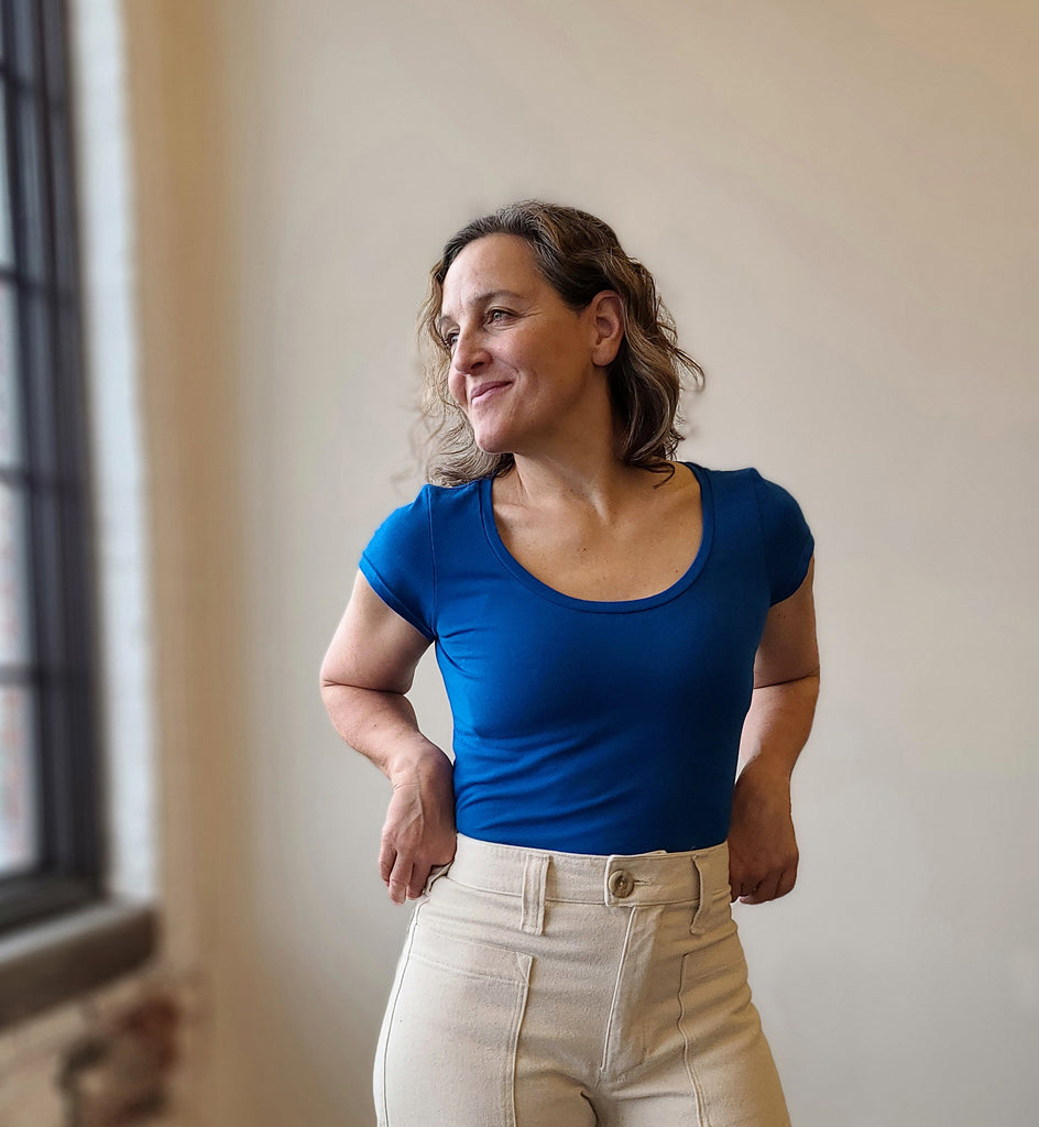 Skyline Tee Curvy Fit Sewing Pattern (PDF) – Sew House Seven