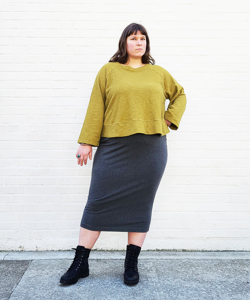 Cosmos Sweatshirt Curvy Fit Sewing Pattern (PDF) – Sew House Seven